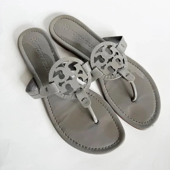 Tory Burch Gray Patent Leather Miller Sandals Size 8.5 - Picture 2 of 8